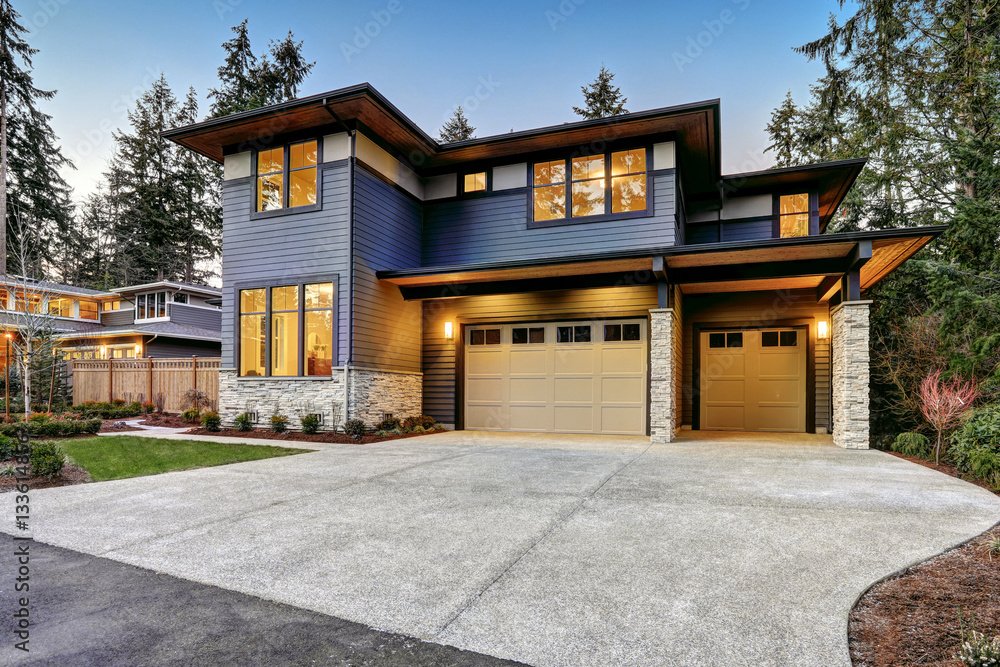 Luxurious new construction home in Bellevue, WA